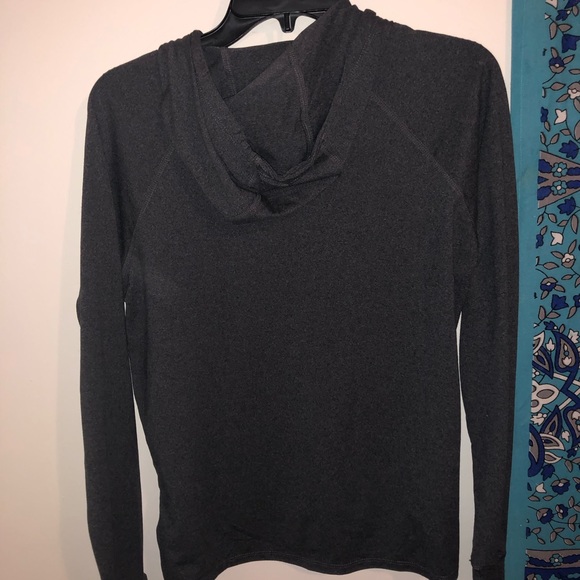 Reebok jacket - Picture 3 of 3